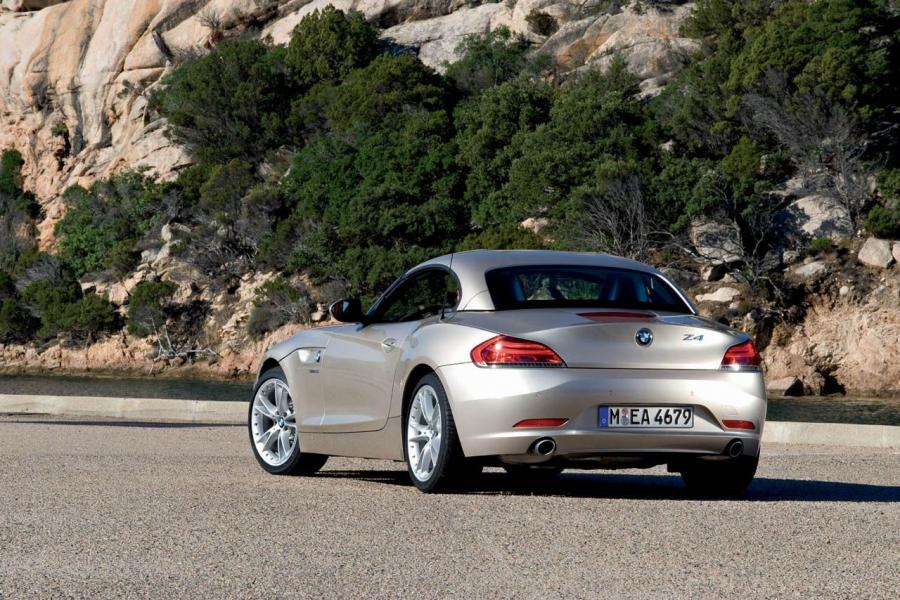  BMW Z4 2009 года  (фото 296 из 301)